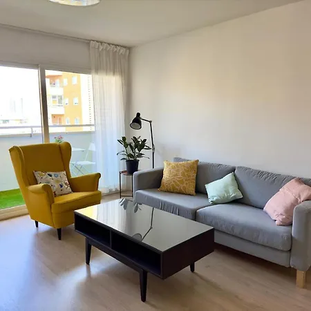 Esperanto Center *